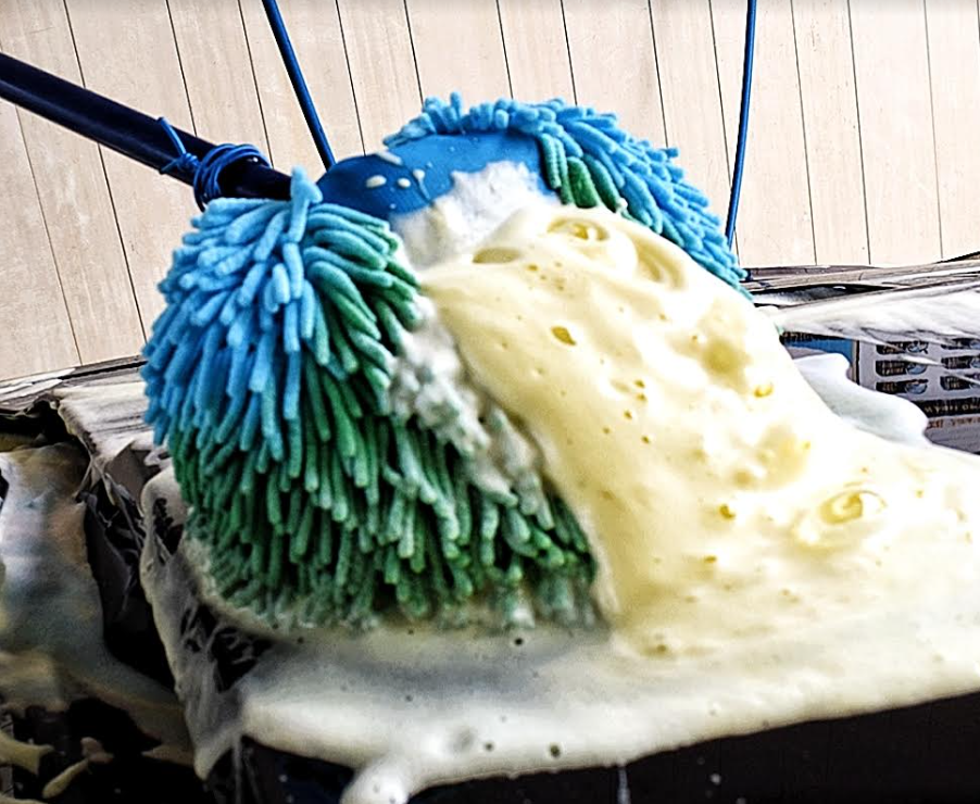 Car Loofa with 3L Collapsible Bucket